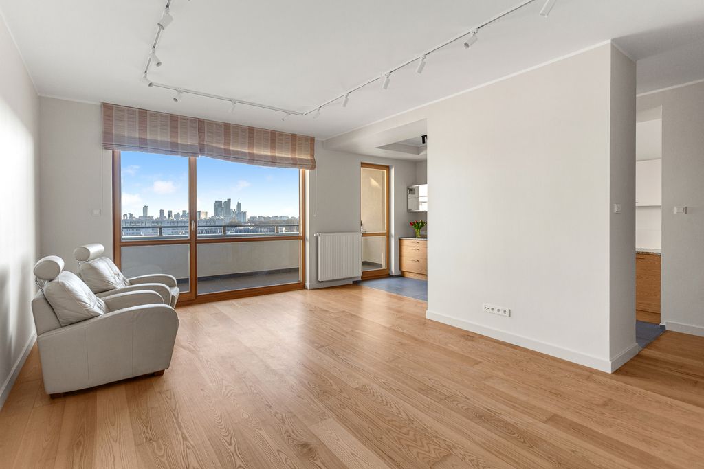 Przestrzeń, wygoda i widok na panoramę miasta!