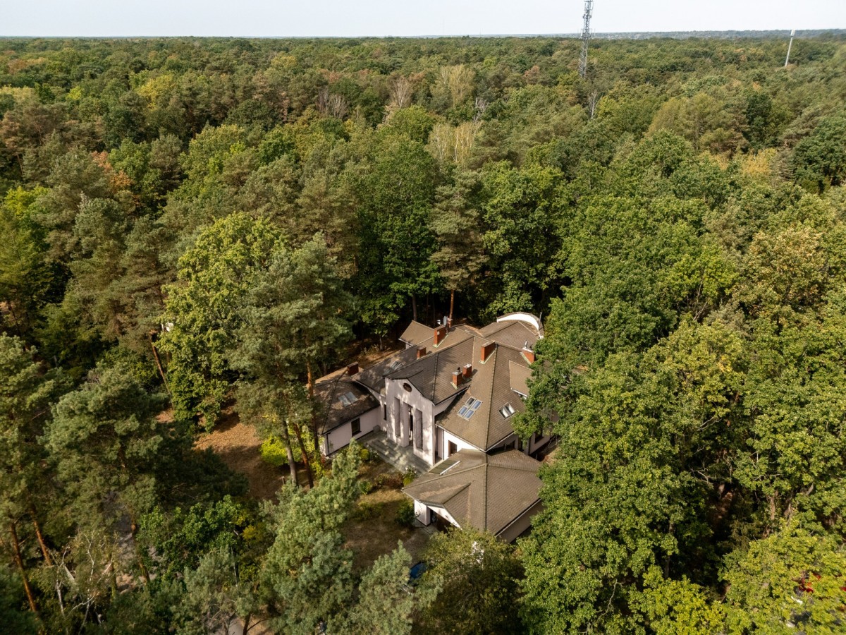 Rezydencja w Zalesiu Górnym | W sercu natury