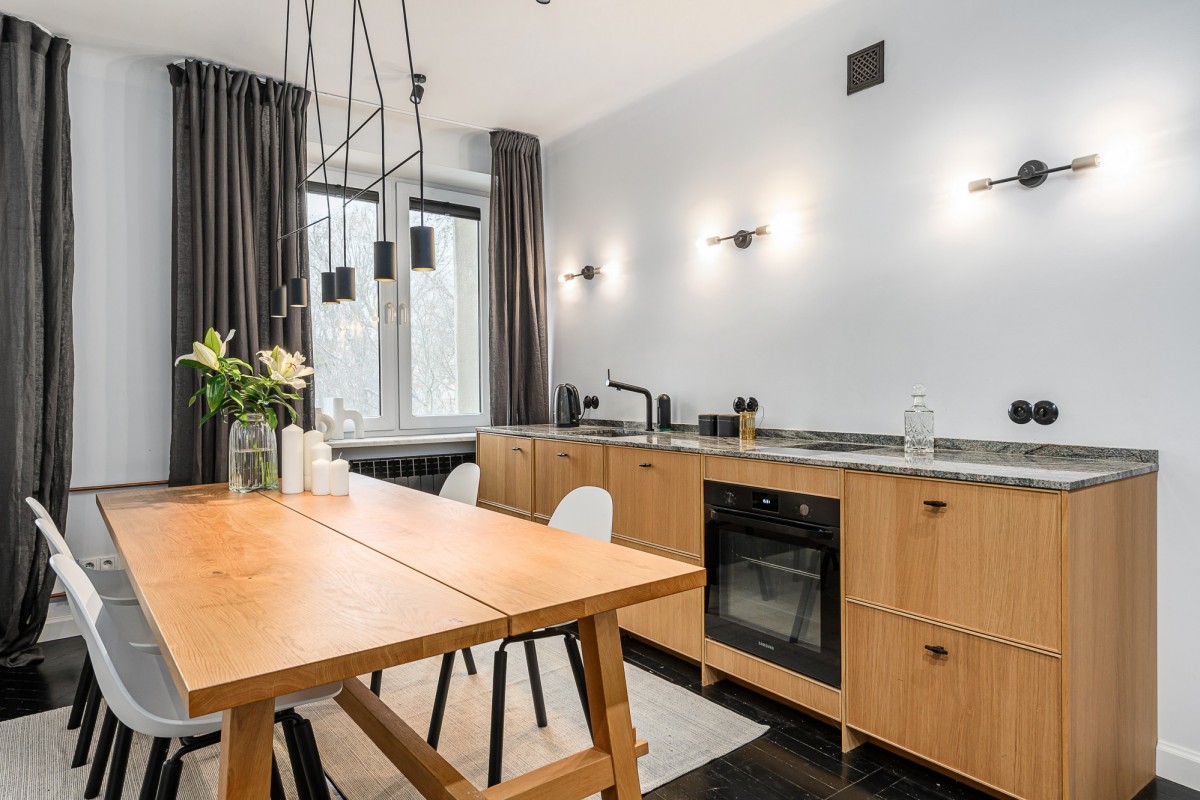 Gotowe 2 pokoje |Metro|Kamienica| Winda |