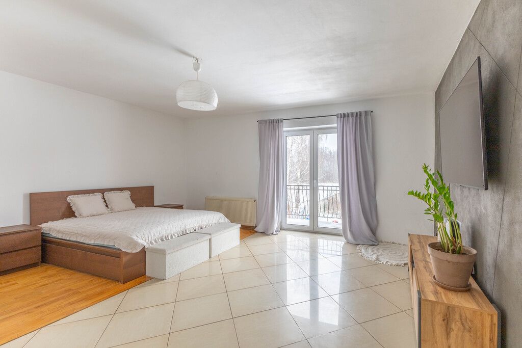 Mieszkanie 3pok, 92m2  strych 54m2 Nowe Grabie