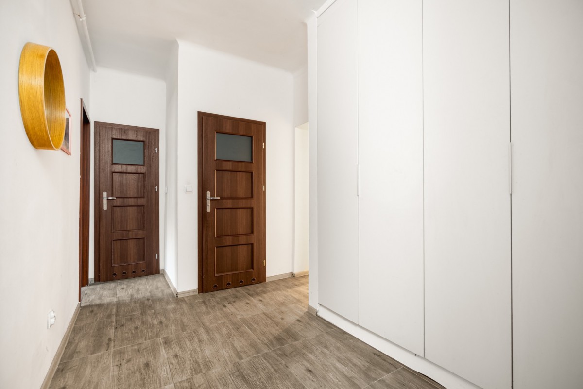 3 pokoje | kamienica | blisko Metro| Praga-Północ