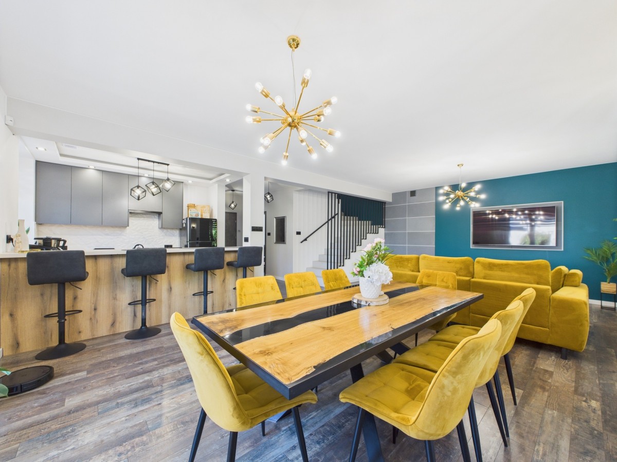 Nowoczesny, designerski dom 180 m² blisko lasu