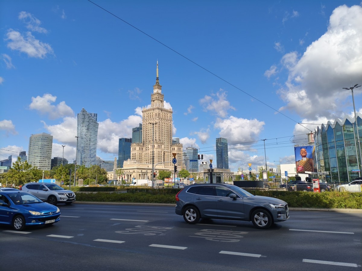 3 pokoje w ścisłym centrum Warszawy !