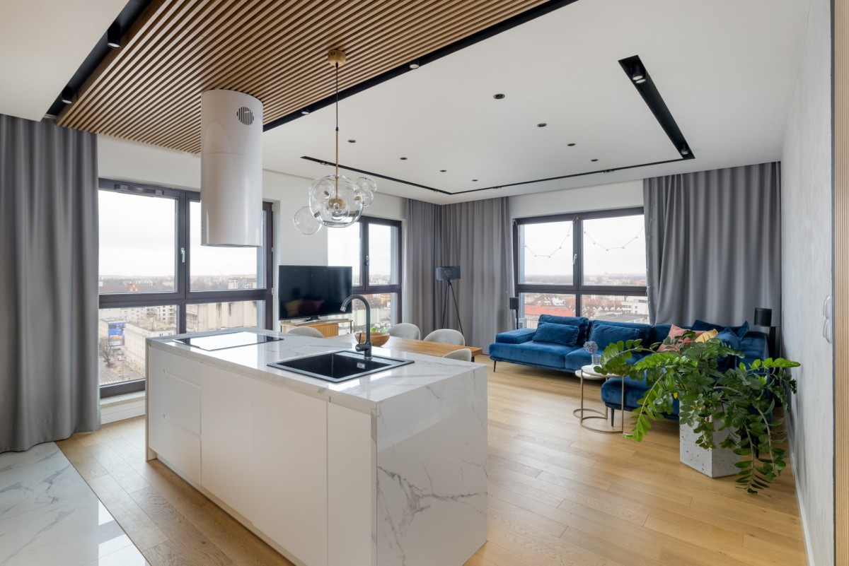 CityLink 14 piętro, narożne, loggia