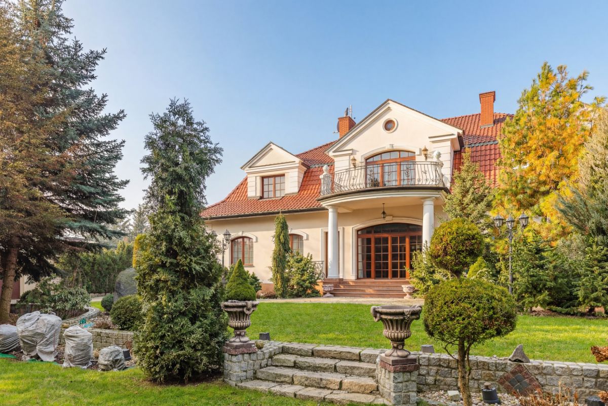 Rezydencja z baśniowym ogrodem na Brudnie