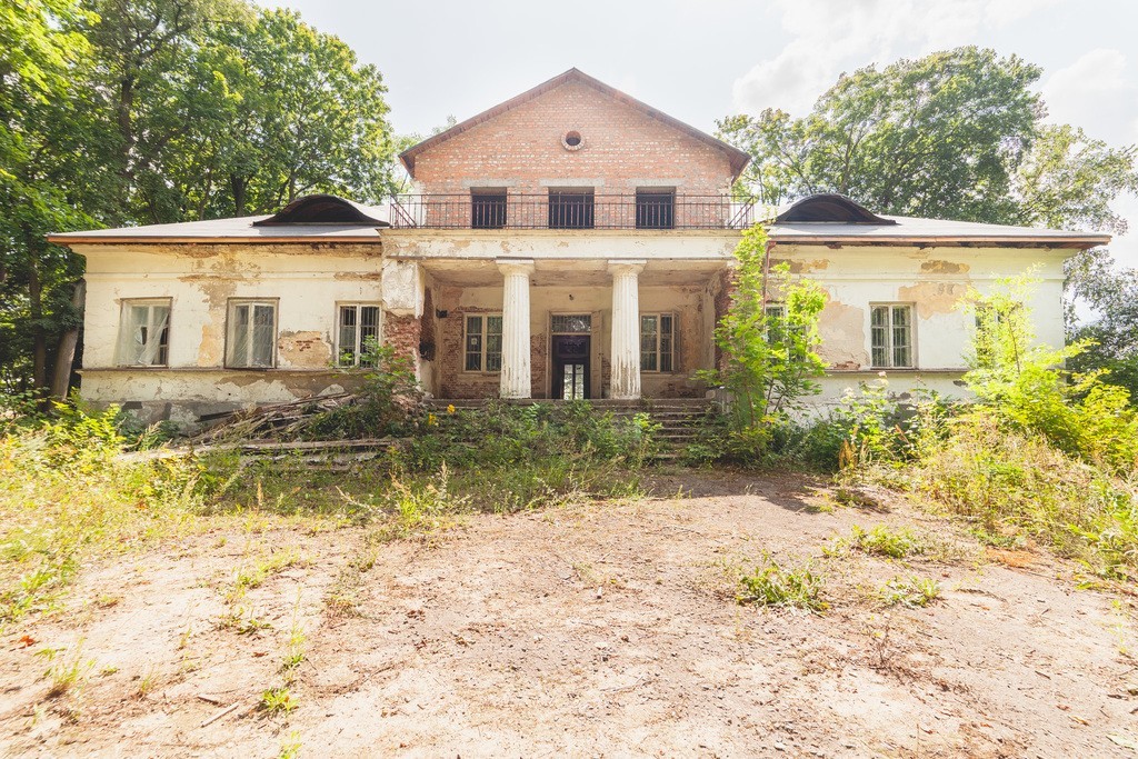 Dwór z 1827 roku, woj. mazowieckie, ok. Otwocka