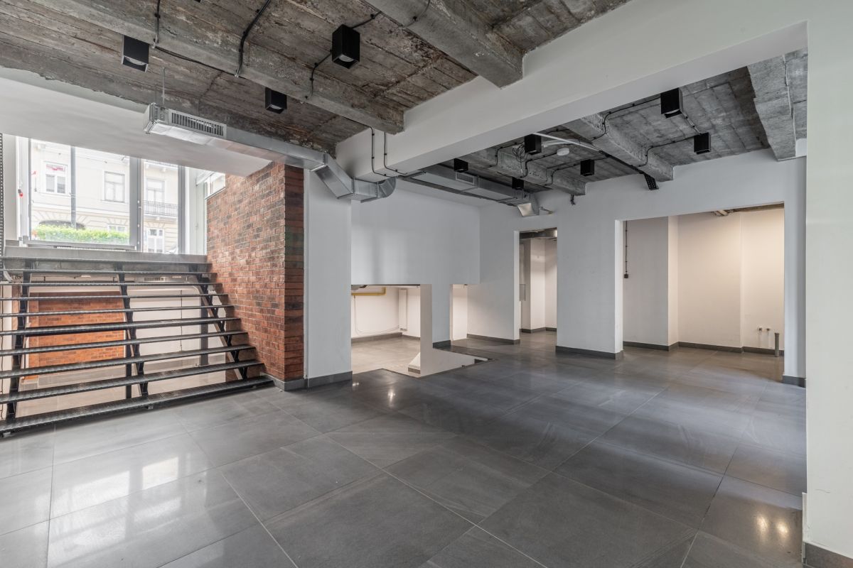 Wiejska 14 | Lokal z wejściem od ulicy