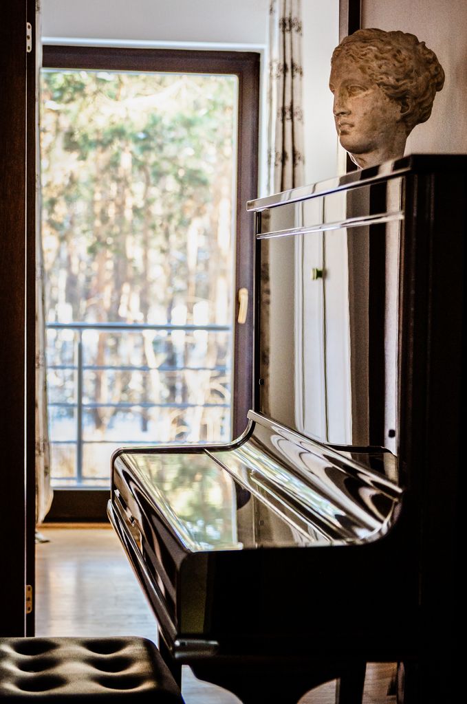 Klasyczny i elegancki dom 4 sypialnie plus gabinet