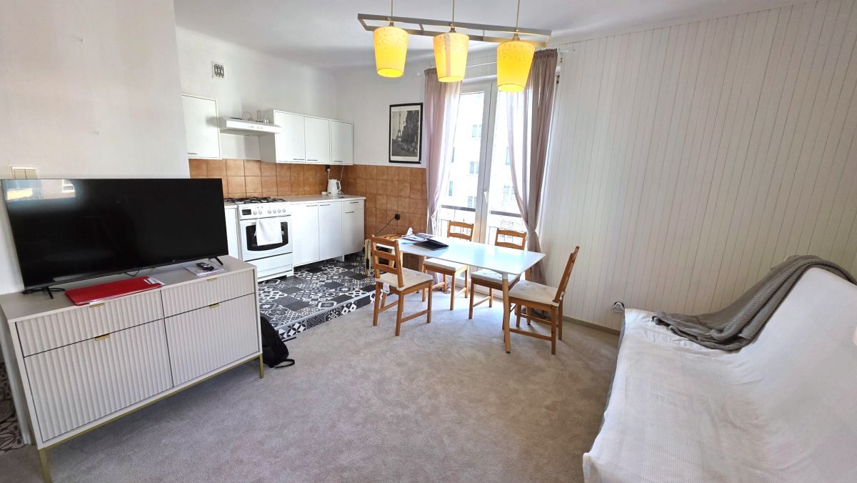 Śródmieście, Stawki, 2 pokoje, po remoncie