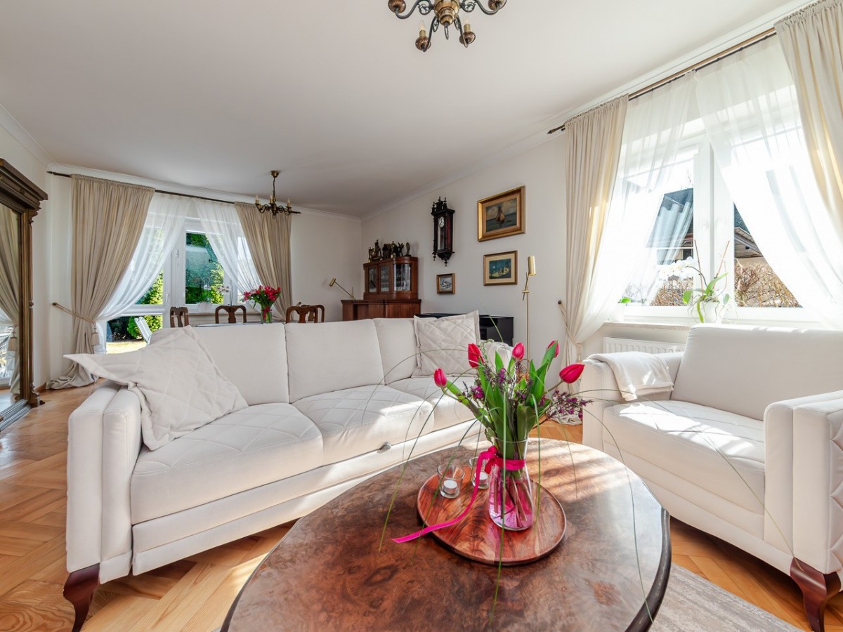 Dom z ogrodem dla rodziny | Białołęka | 173,3 m²