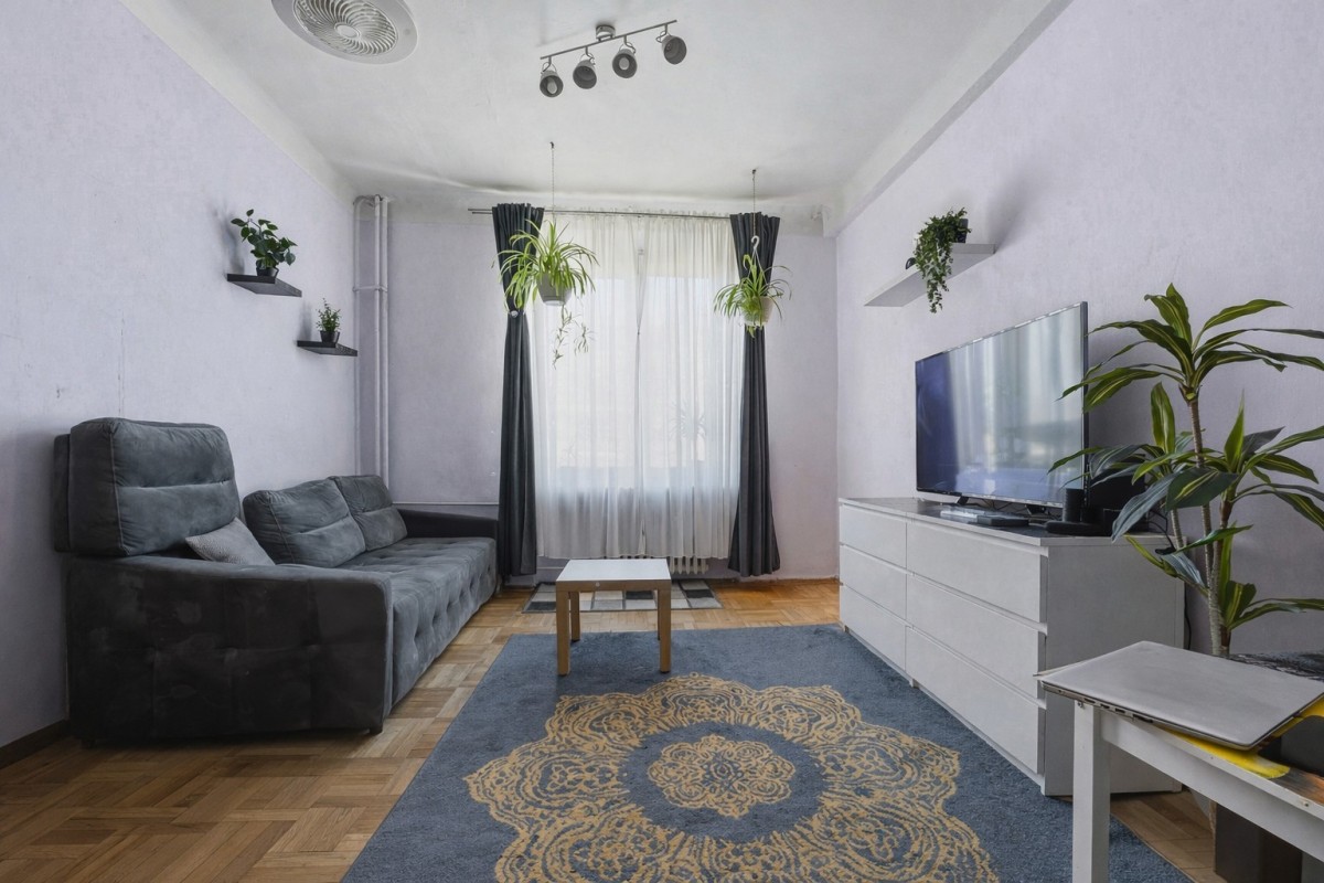 Mieszkanie  w centrum Wwy – do remontu!