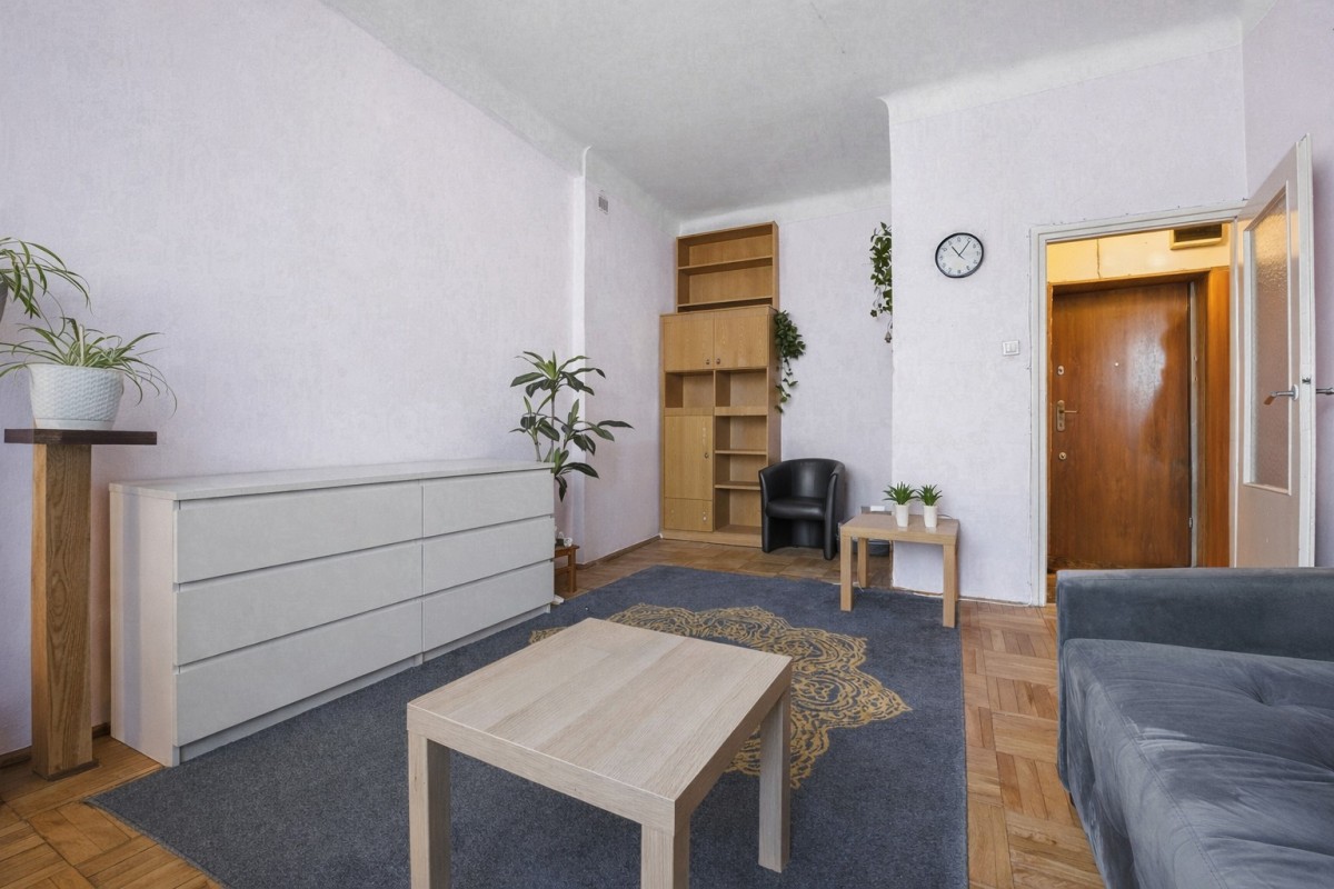 Mieszkanie  w centrum Wwy – do remontu!