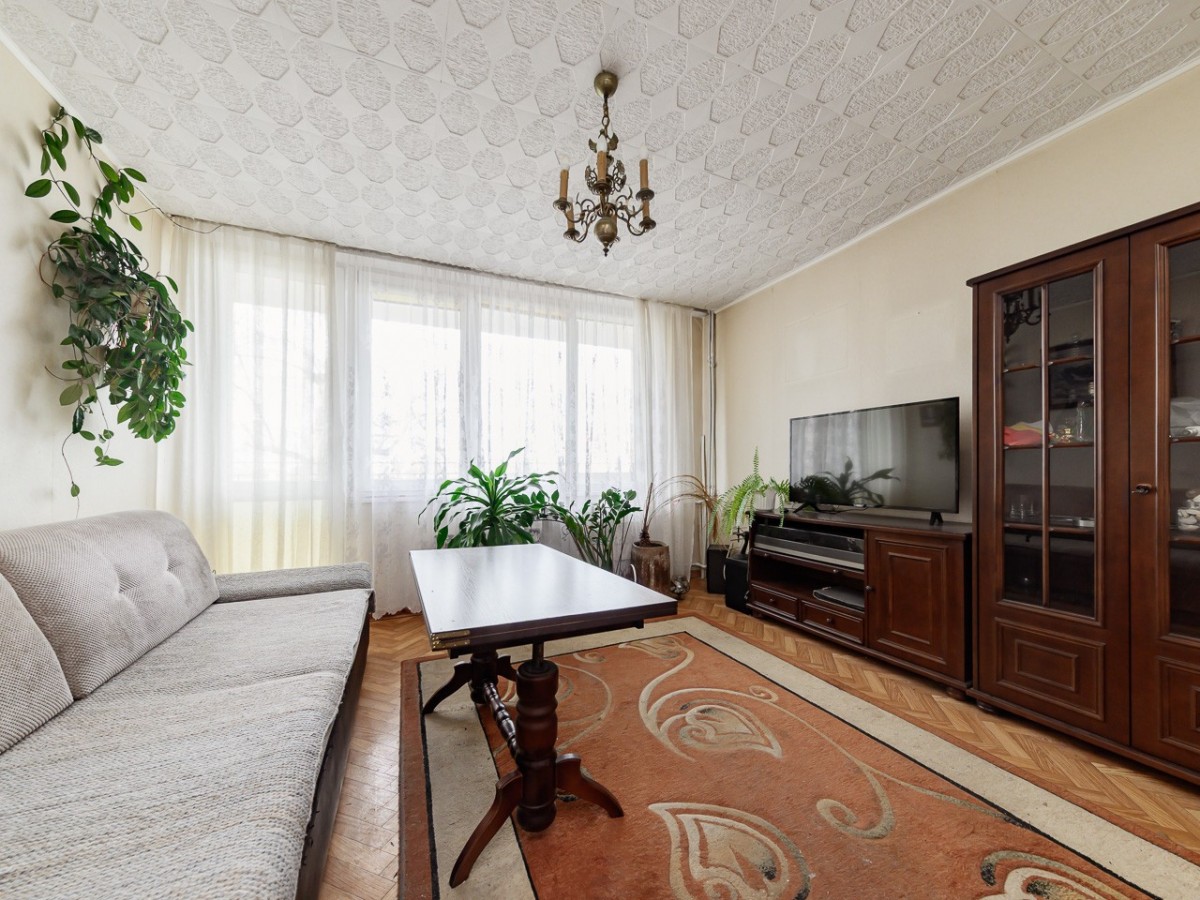 Mieszkanie 54m2 z balkonem, do remontu – Toruńska