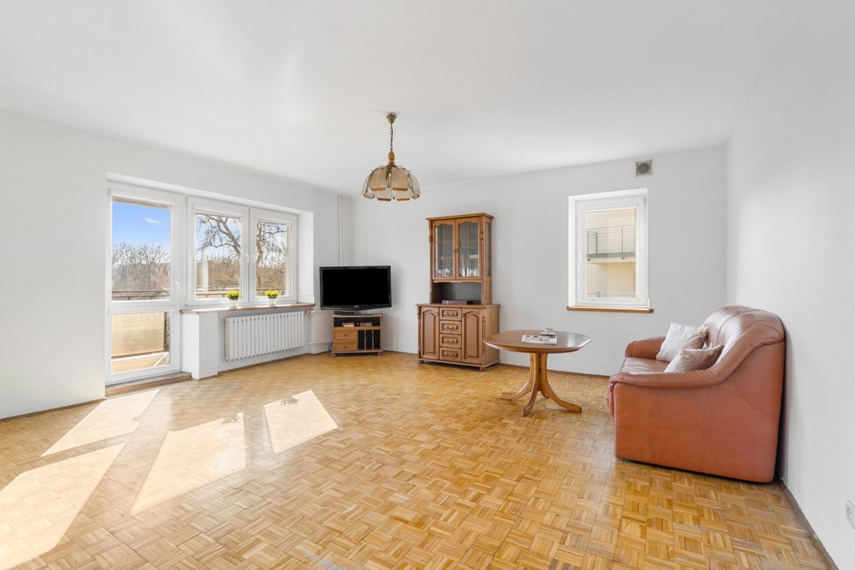 4 pokoje z potencjałem | Garaż | Blok z cegły