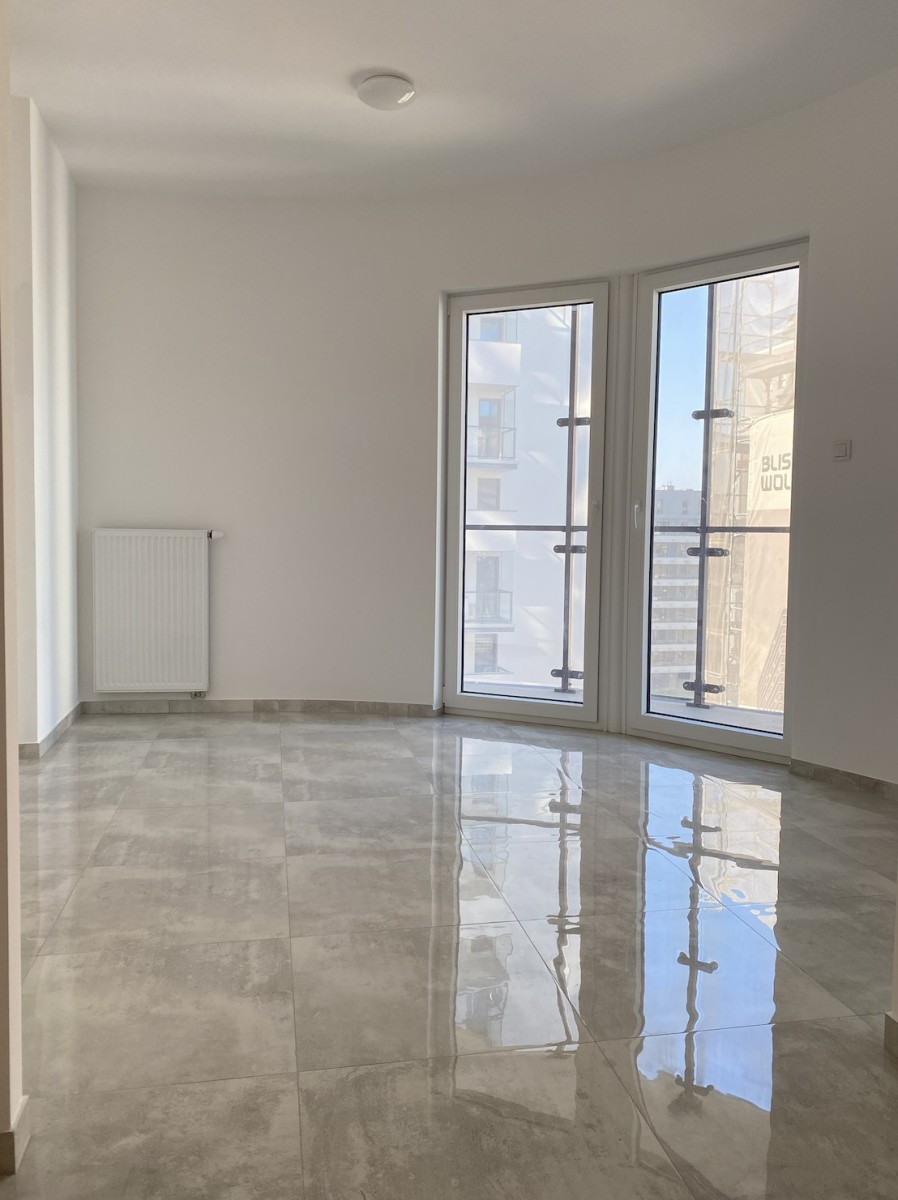 Biuro 20m2 z balkonem 15m2 i garażem