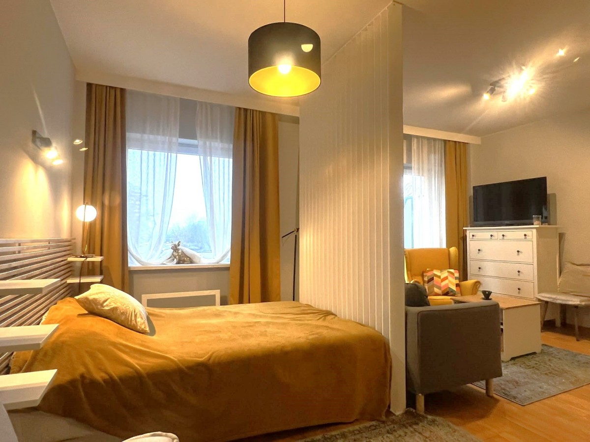 Kawalerka z widokiem na Park Kępa Potocka