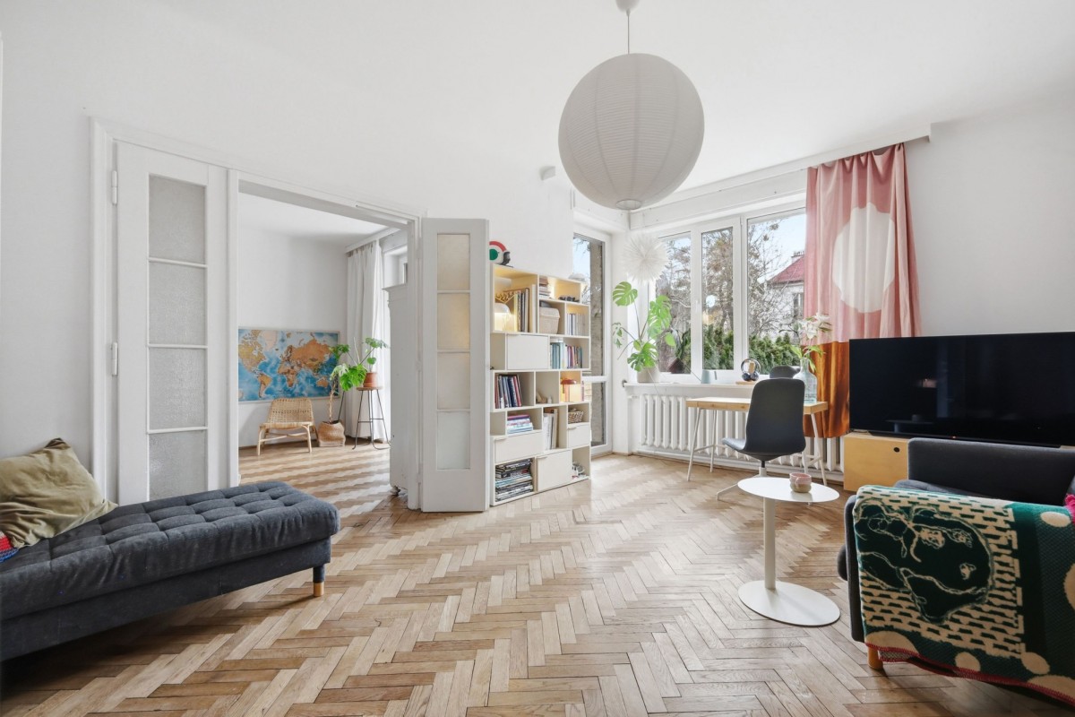 Połowa domu Parter+przyziemie piękny ogród 200 m2