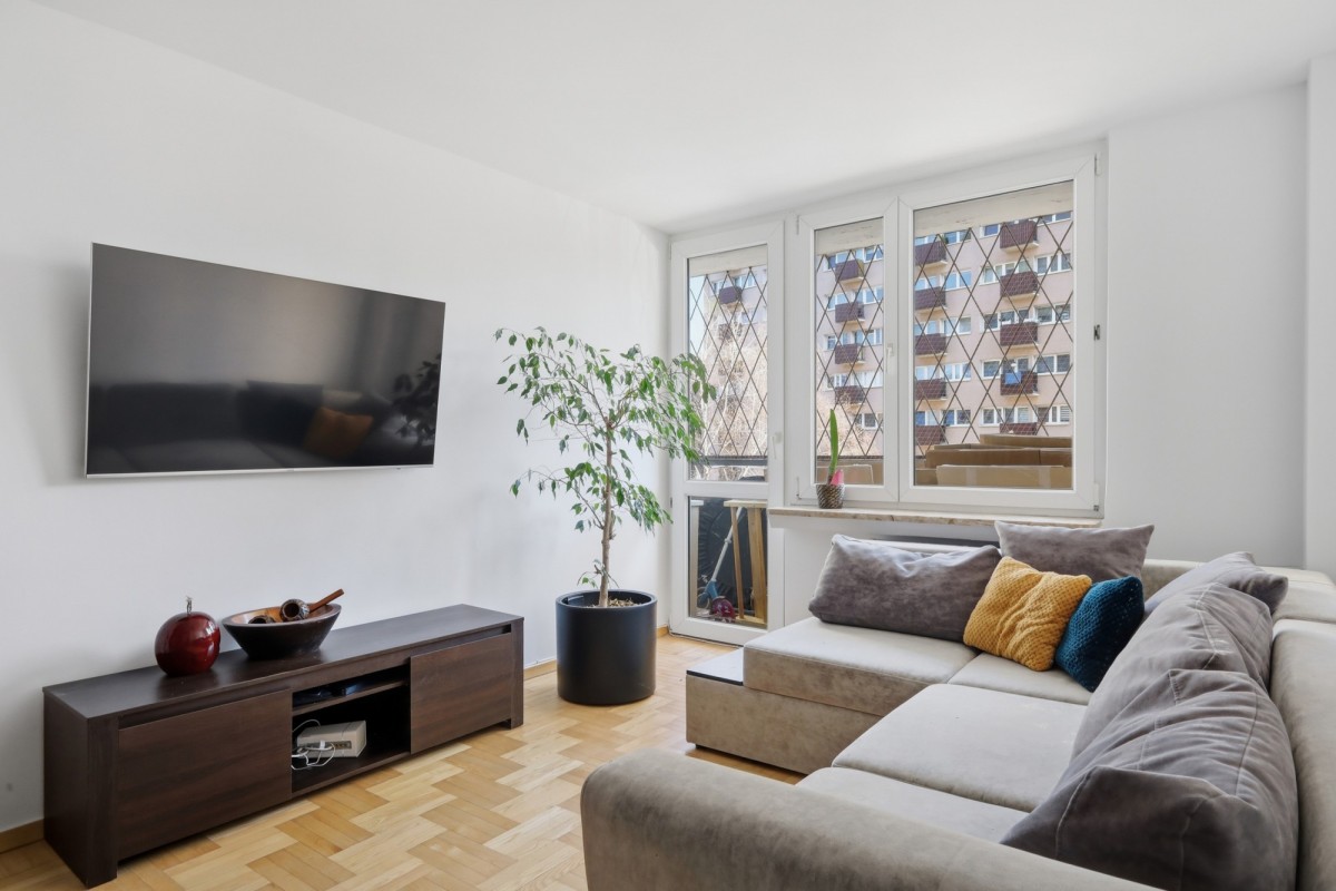 Przestronne 4 pokoje z garderobą – Grochów, ul. Ko