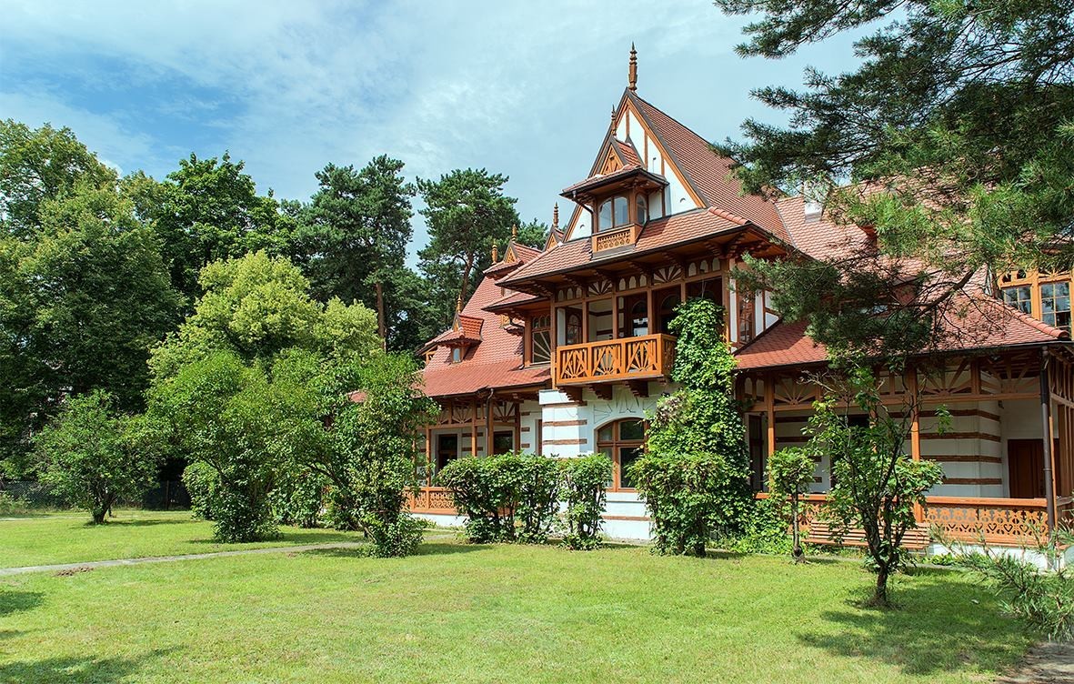 Willa Jutrzenka | Konstancin Jeziorna