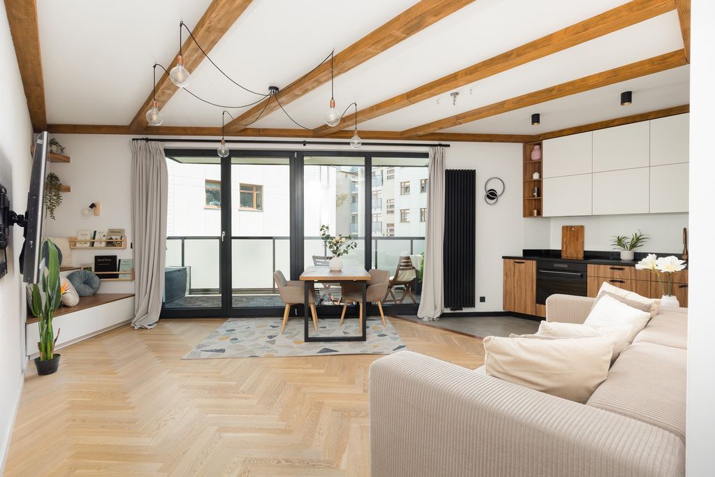 Taras i 2 balkony  2020 r.  Trójstronne  Garaż