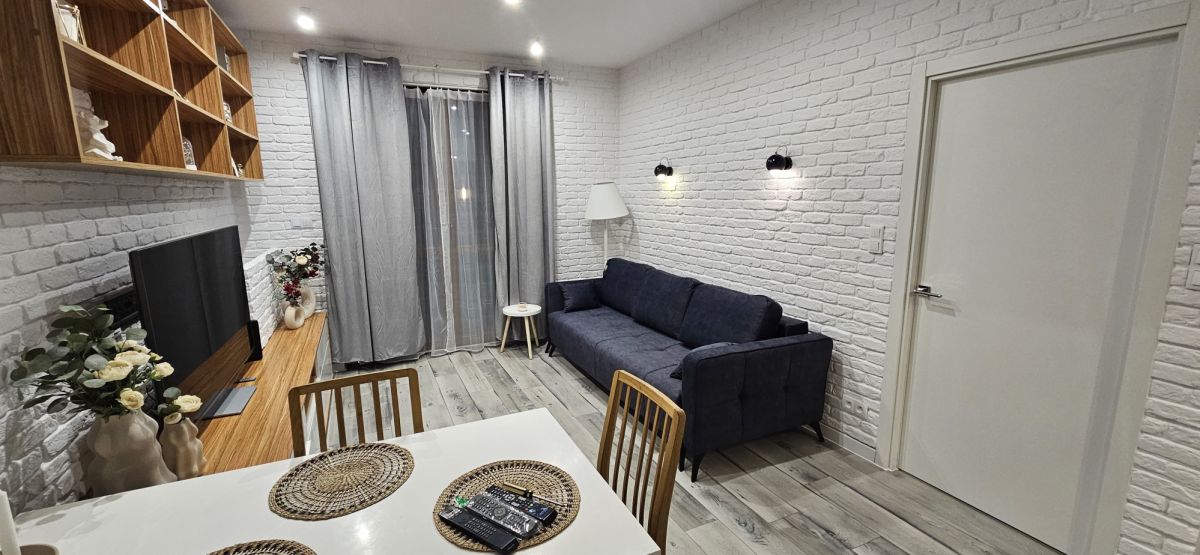 Dwa pokoje z ogródkiem – Wilanów