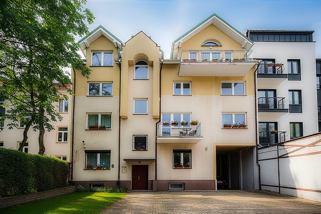 Warszawa Praga Pd kamienica, hotelik