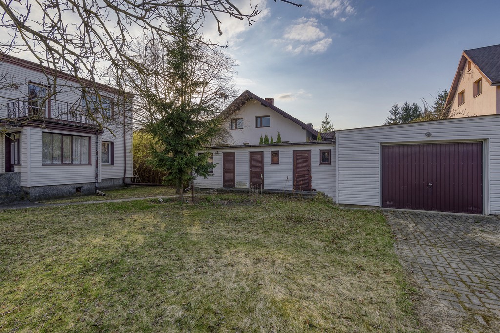 Dom na pięknej działce – Kiełpin gm. Łomianki