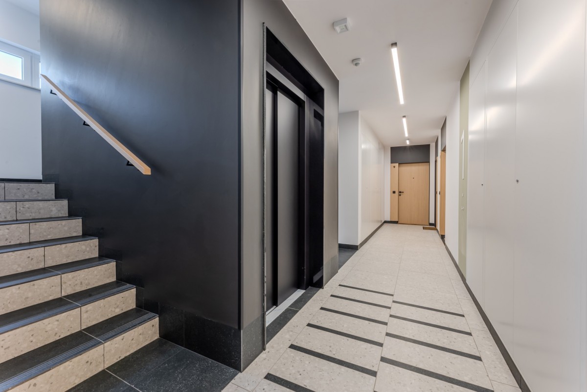 2 balkony/wysoki standard/Blisko Stawów Cietrzewa