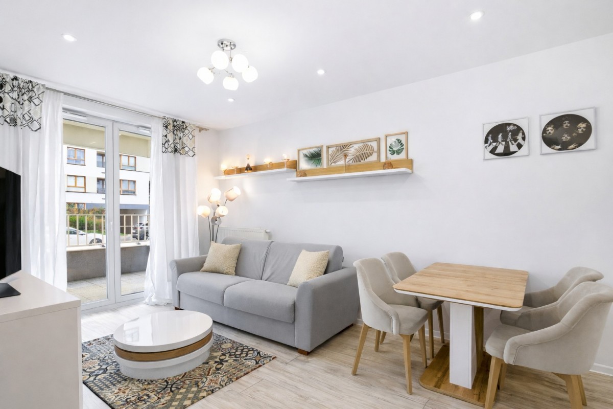 2 pokoje| Niski czynsz| Balkon