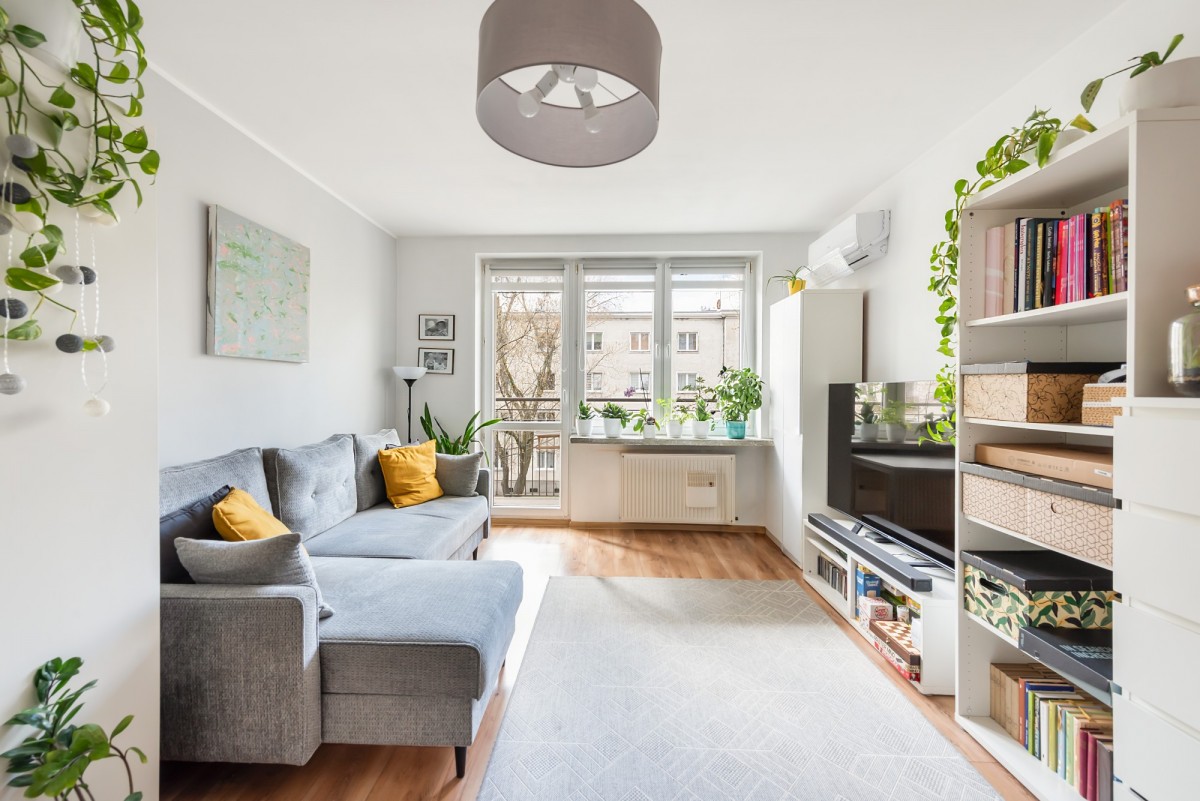 PLAC BANKOWY| 2 POKOJE| METRO| INWESTYCJA|