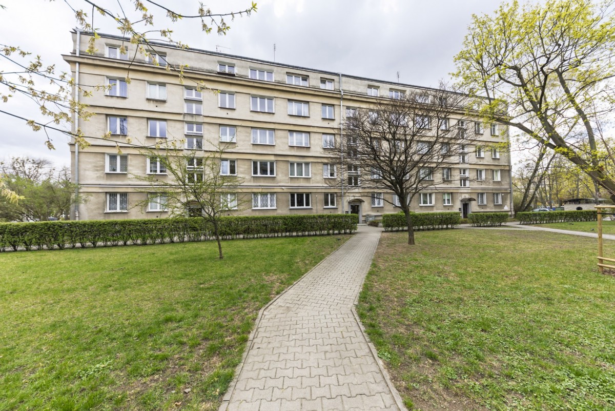 PL. Hallera/ Linneusza 1958r, po remoncie !