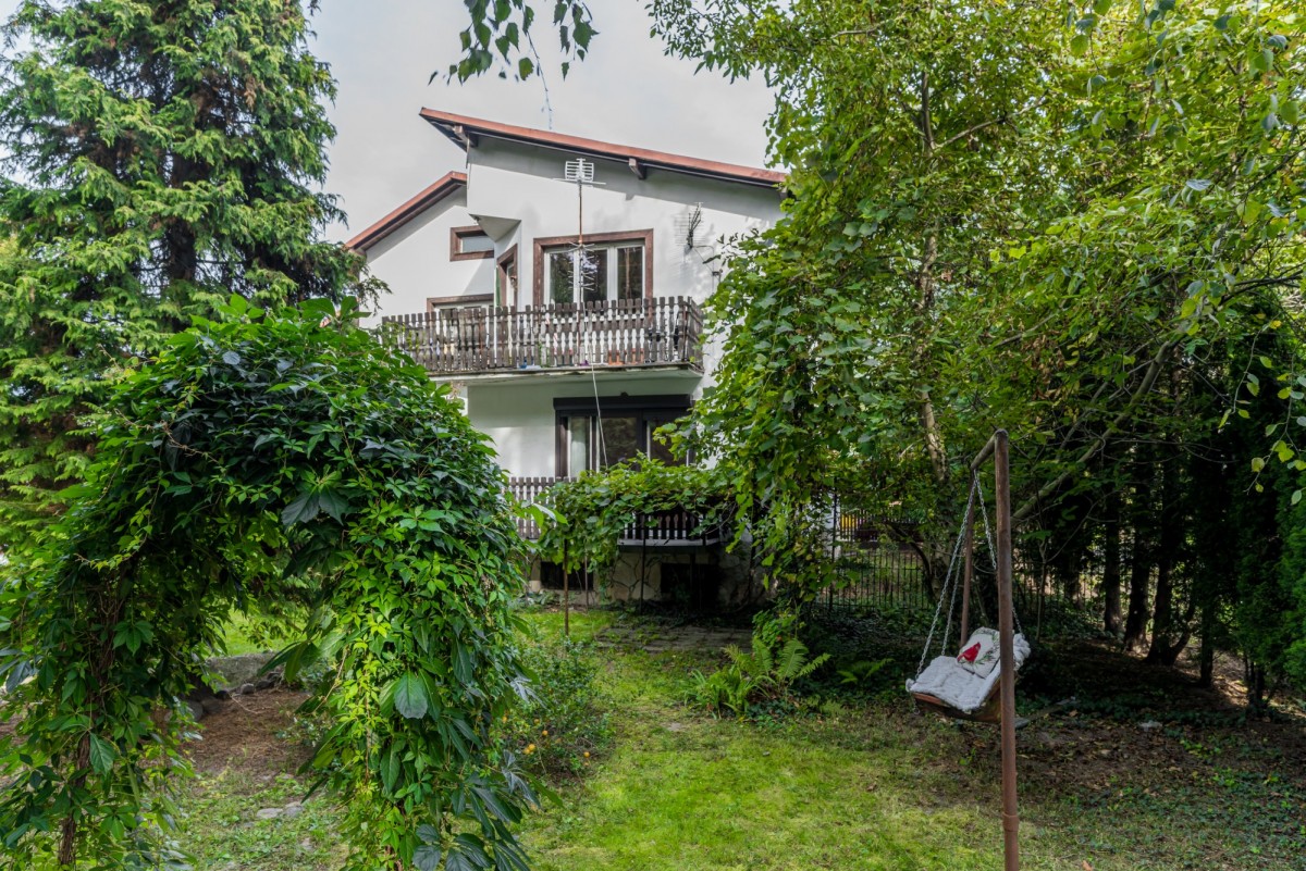 Dwu – rodzinny dom w Wołominie (dzielnica Sławek)