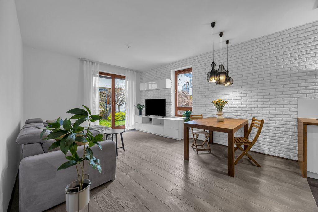 Ogródek  Przestronne  Kameralne  Ciche