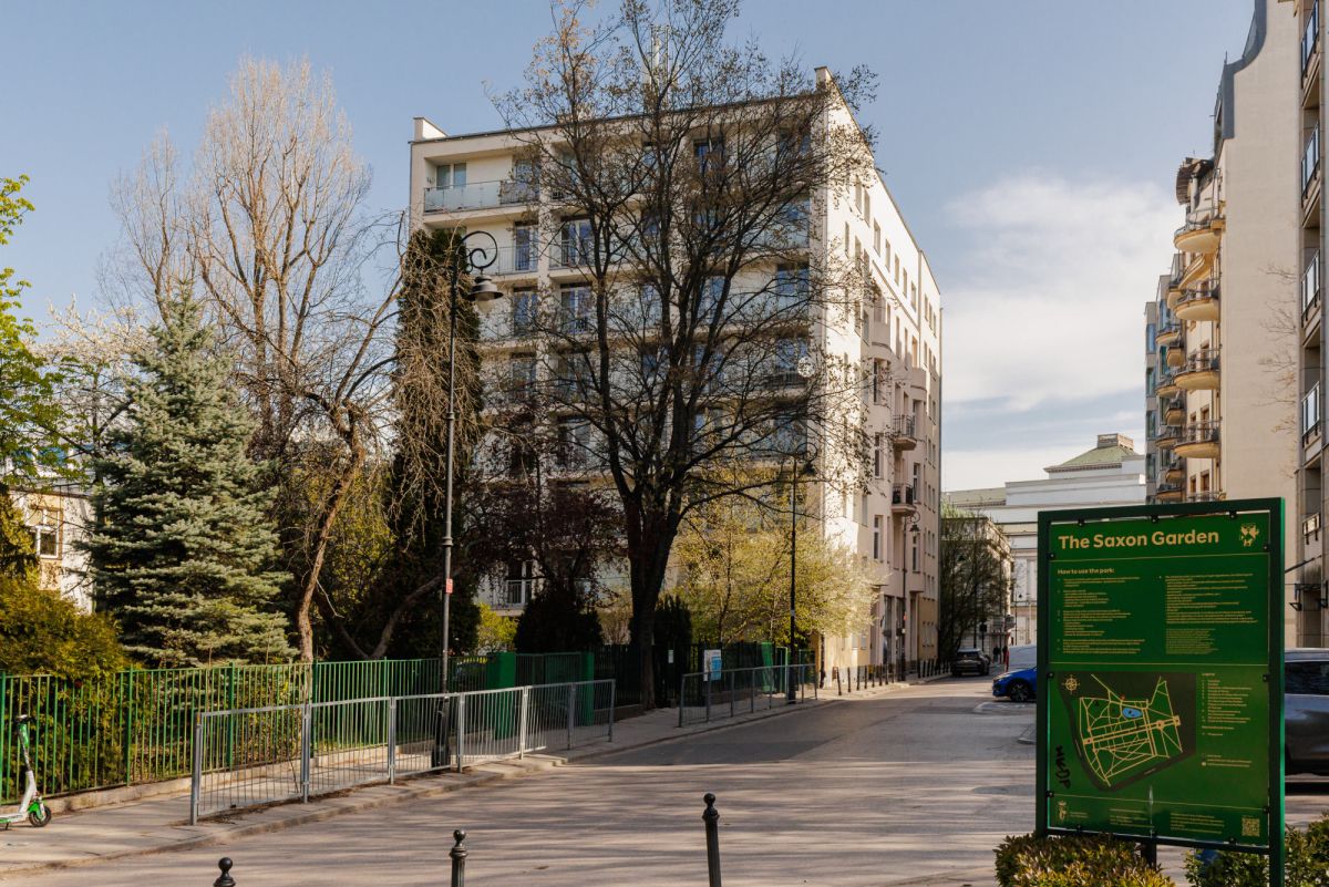 Mieszkanie przy Ogrodzie Saskim lokal/biuro