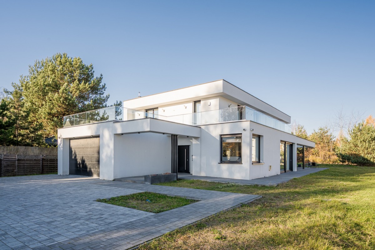 Nowoczesny dom w Łazach k. Magdalenki
