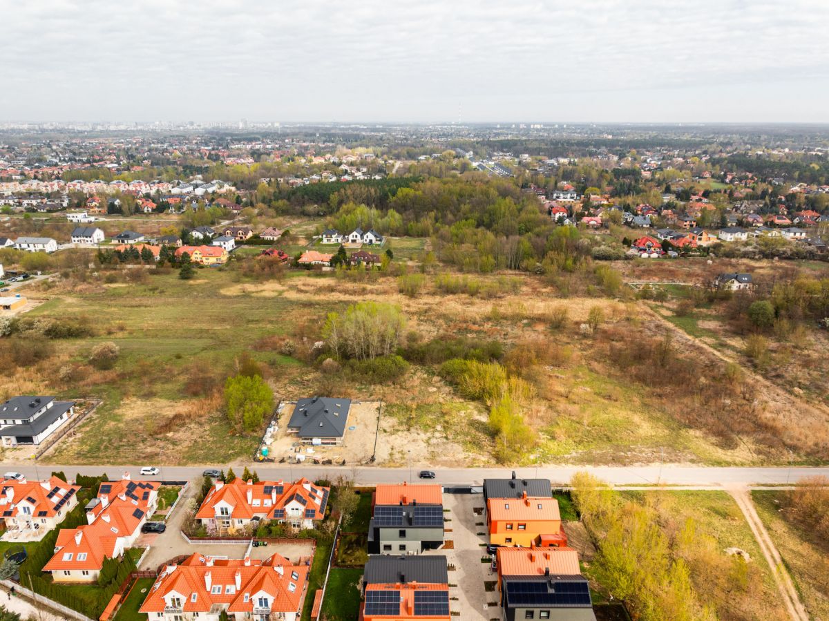 Działka pod dom lub bliźniak / Asfaltowy dojazd