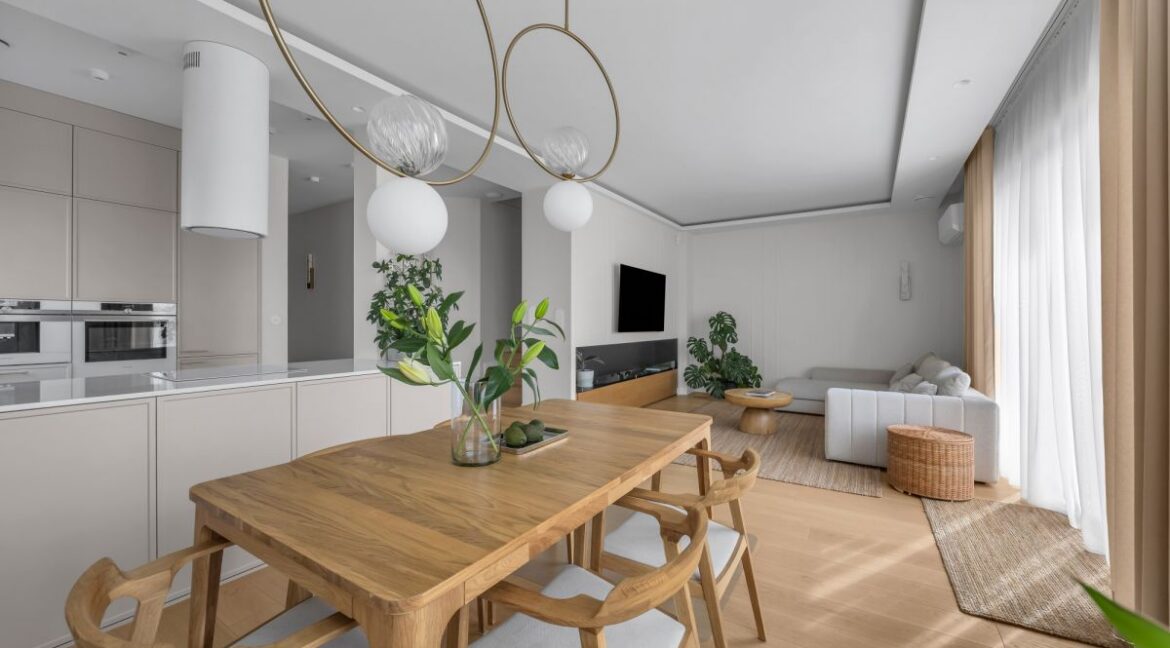 25284833