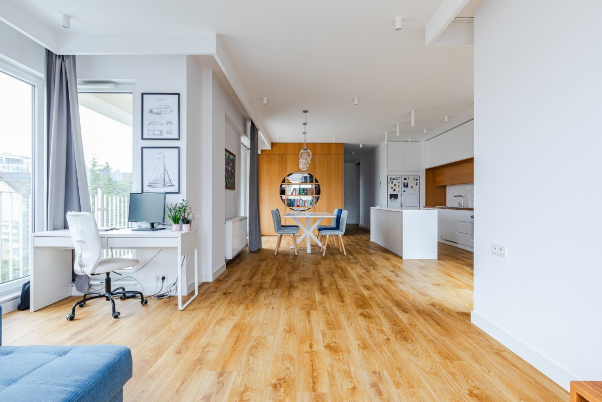 Szczęśliwice| 3 sypialnie| taras 80 m2| 2 x garaż