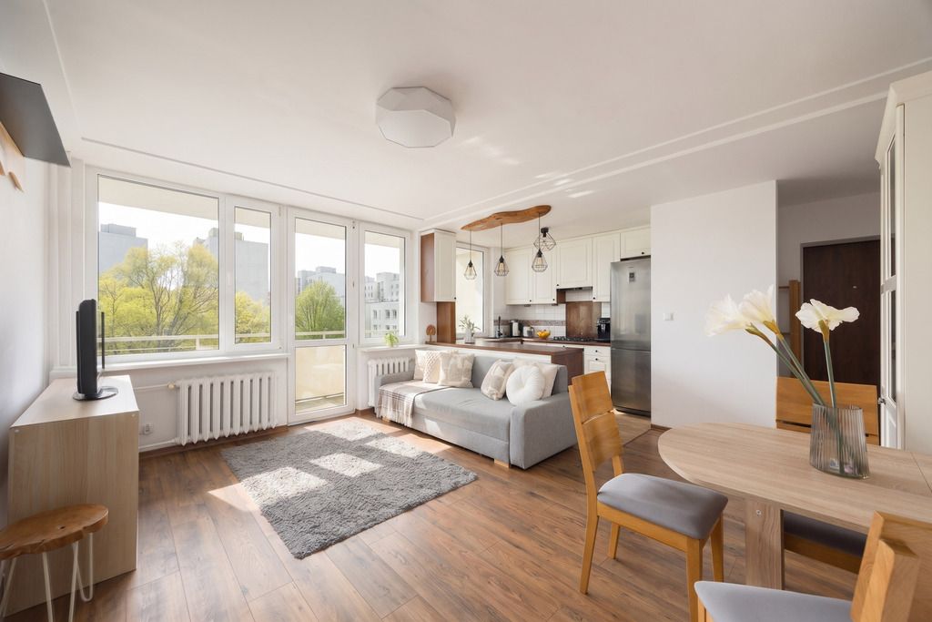 Metro Imielin Dwustronne Balkon KomórkaPiwnica