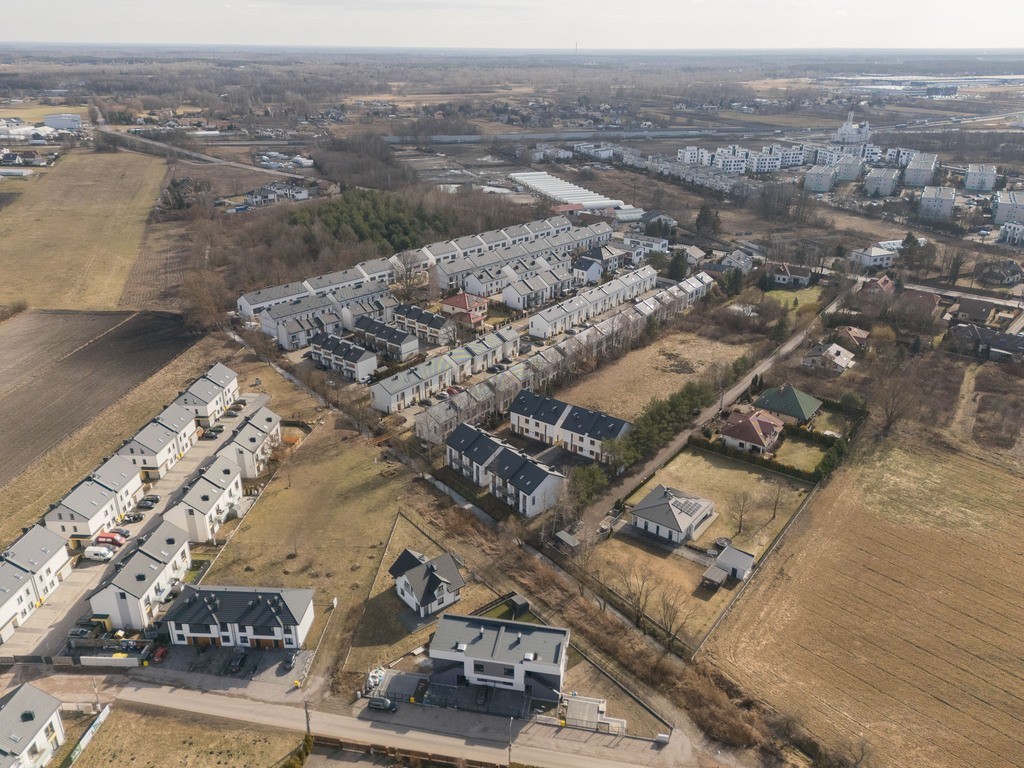 Funkcjonalne 4  pokojowe z poddaszem Radzymin