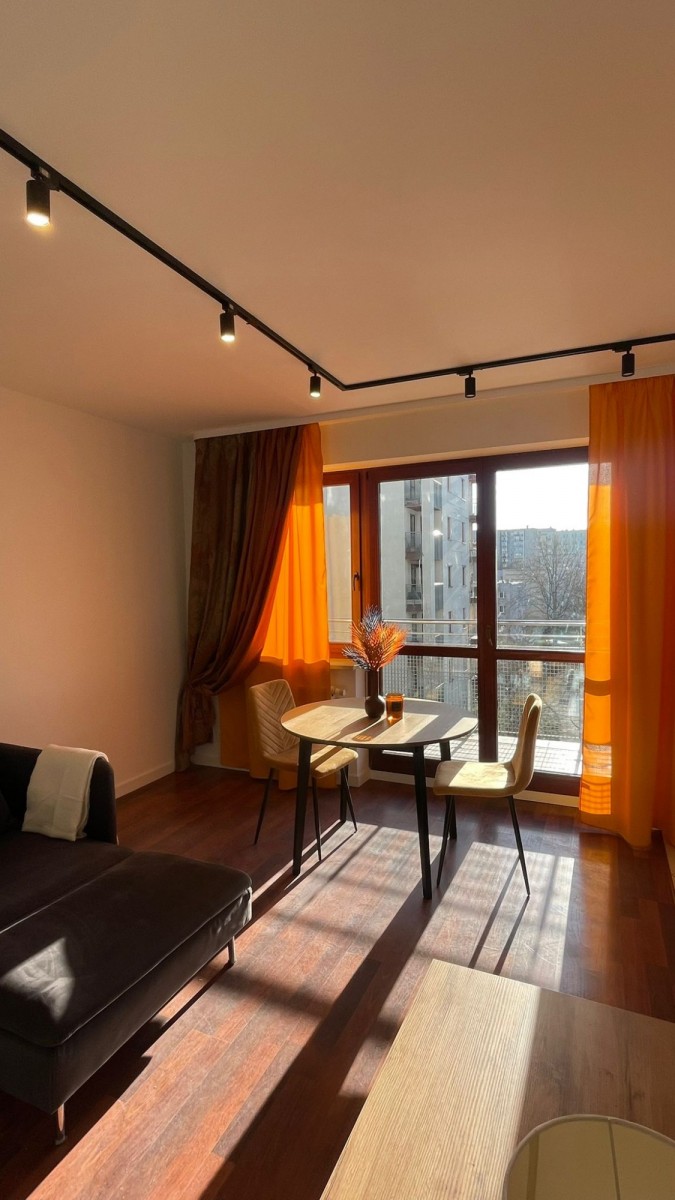 4 pokojowe mieszkanie z balkonem i garażem