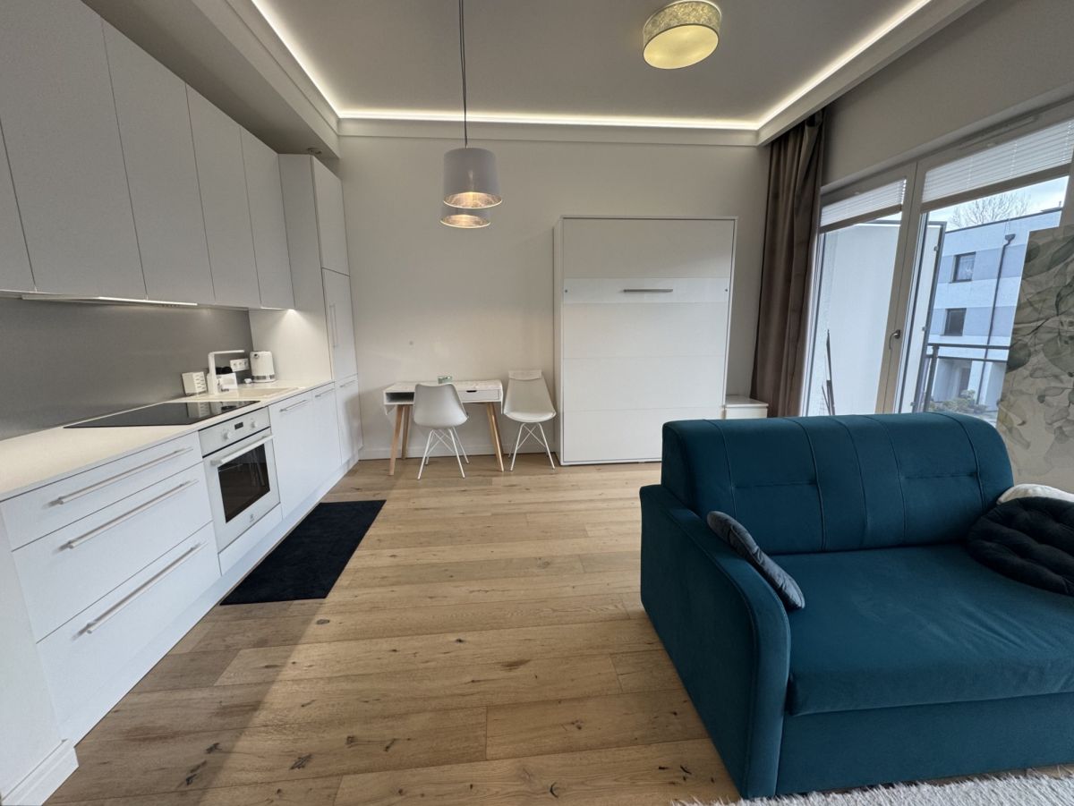 Przestronne/nowoczesne/ miejsce postojowe