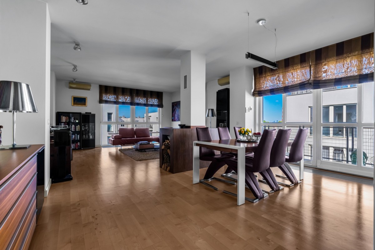 Apartament z Tarasem w Wilanowie…..