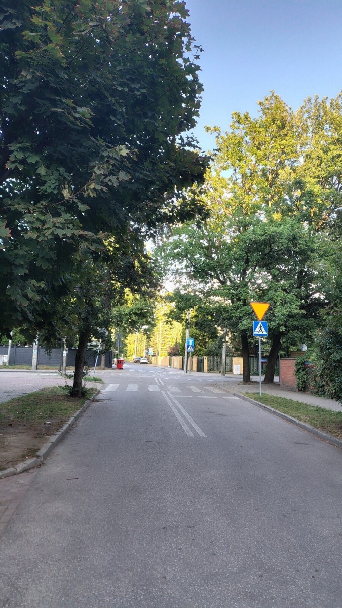 OKAZJA! Rozkładowe 3 pokoje z garażemi 820.000 pln