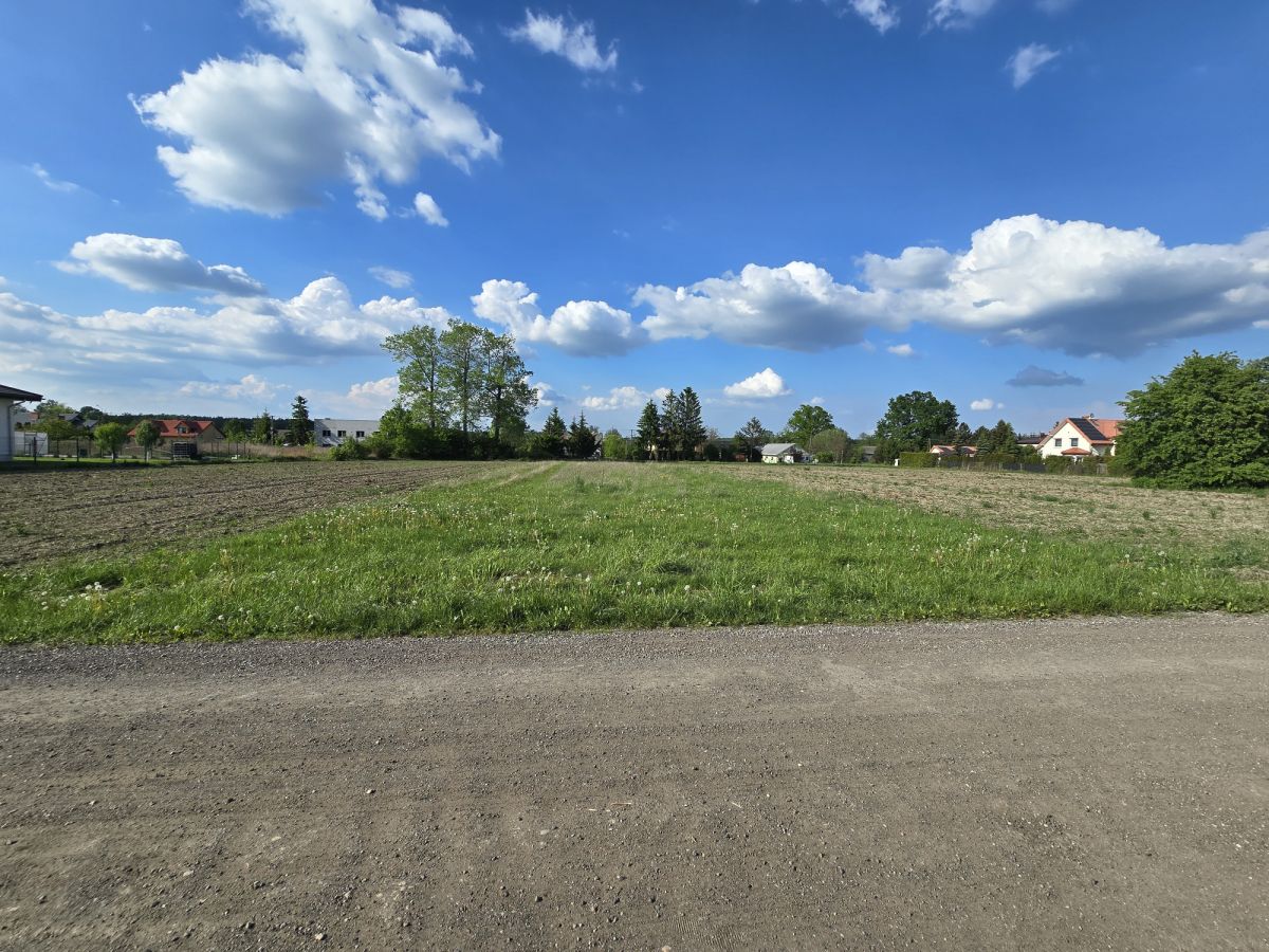 Działka budowlana 2200 m² z możliwością podziału