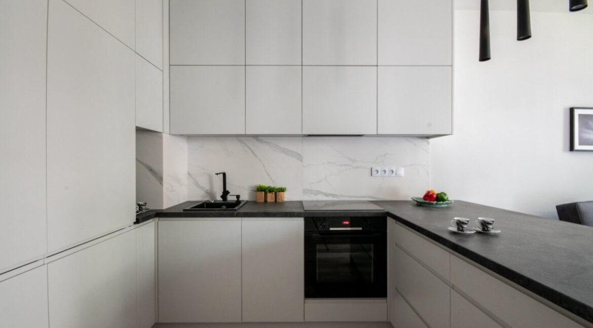 25522342