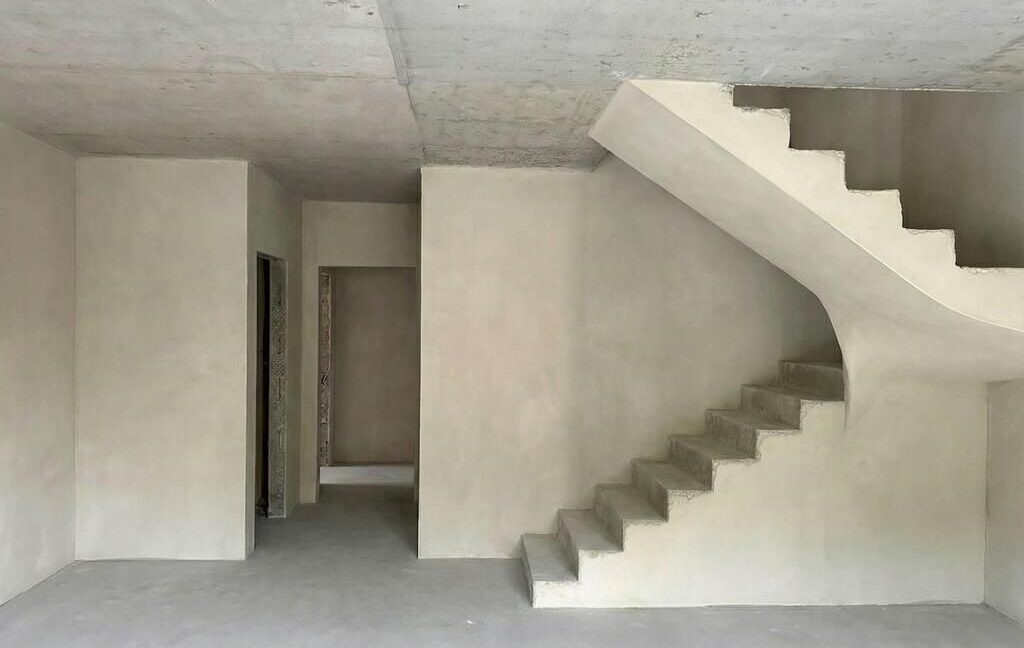 25527722