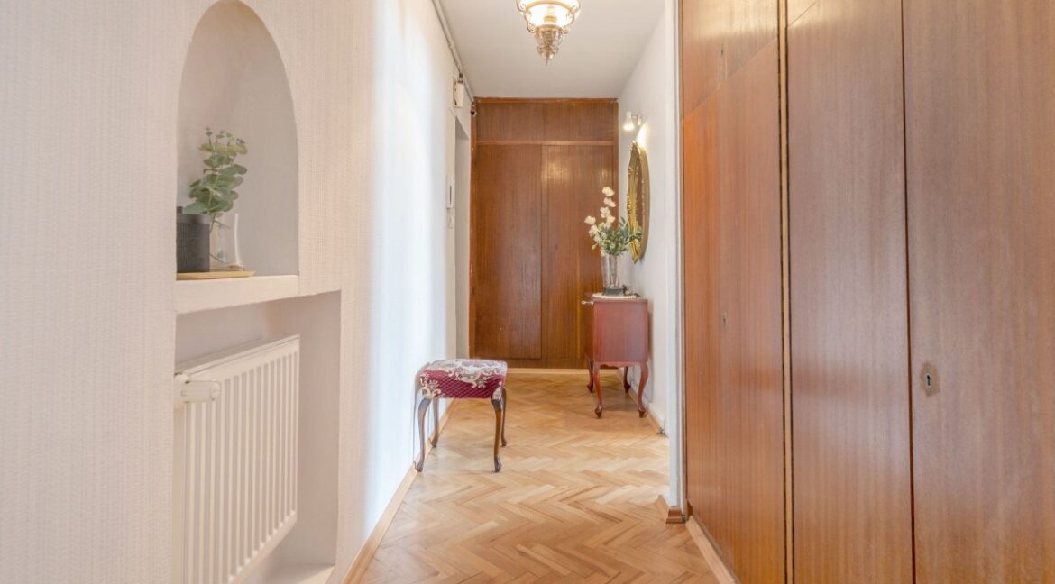 25534425