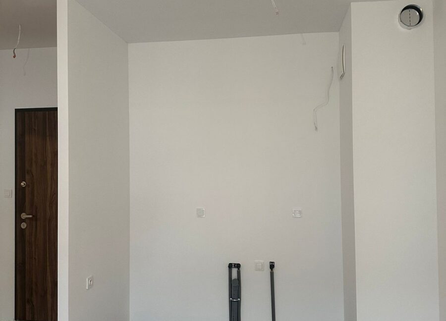 24678656
