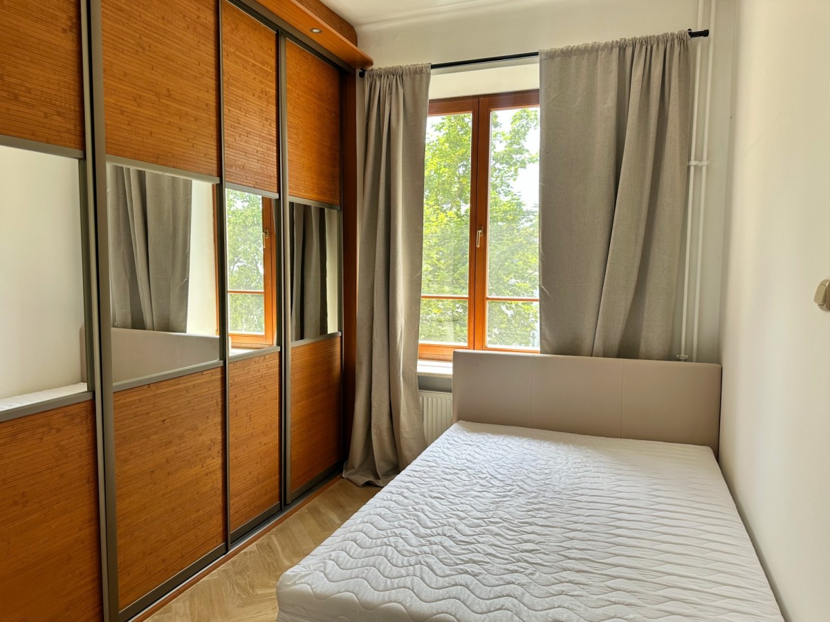 Filtry|Po remoncie|Kamienica|Balkon|2,9 m wysokie